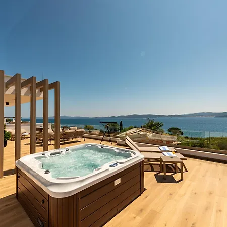 别墅 Mare Zadarvillas *