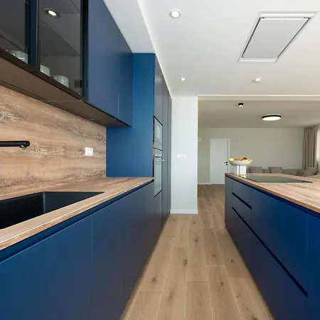 Mare Zadarvillas 别墅